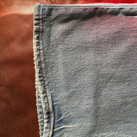 Levi's Women's Premium Wedgie Straight Jeans, Iconic Fit Size 31 NWT - Picture 3 of 12